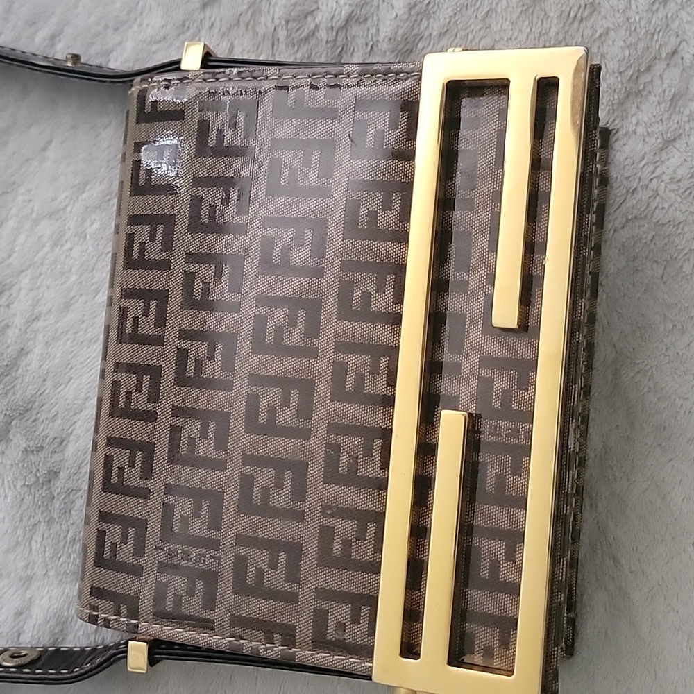 Vintage  fendi
